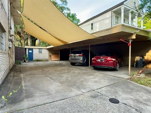 2034 Napoleon Ave — Photo 14