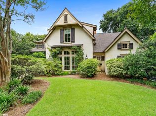 105 Powell Ave, Fairhope, AL 36532