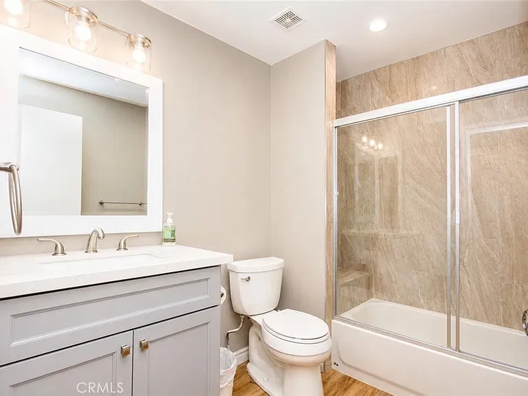 970 Sandstone Dr — Photo 5