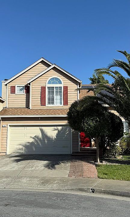 1st image of 103 Birchwood Ct