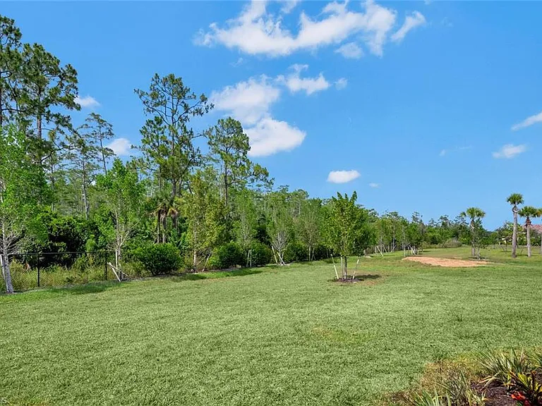 16808 Bay Island Ct — Photo 31