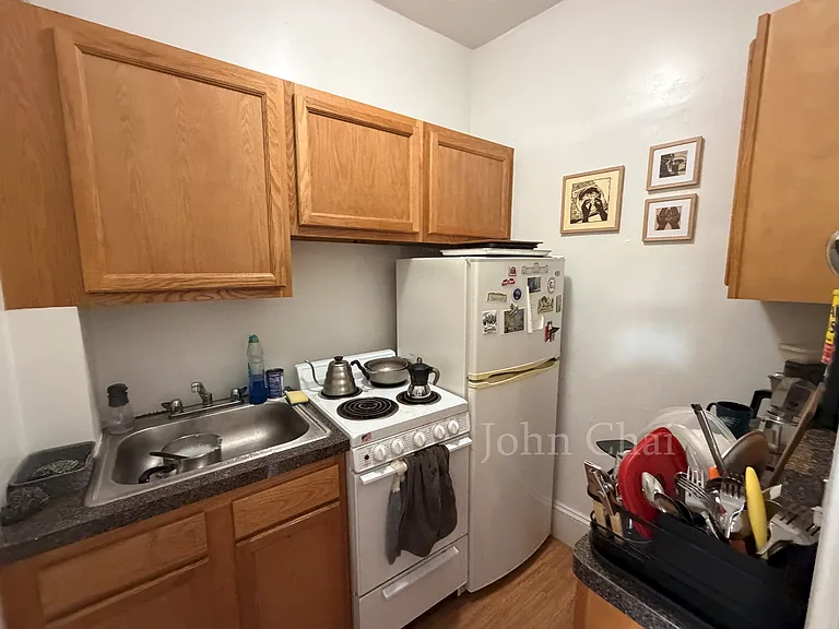 5 Walbridge St #15 — Photo 11
