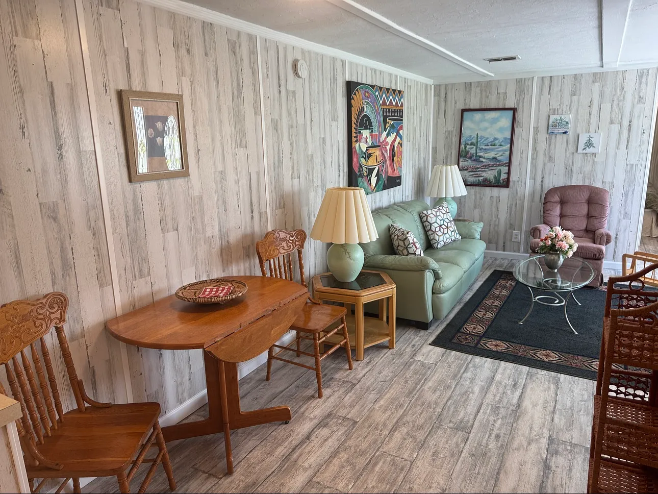 2 bed, 2000 sqft, $2,000 — Photo 3