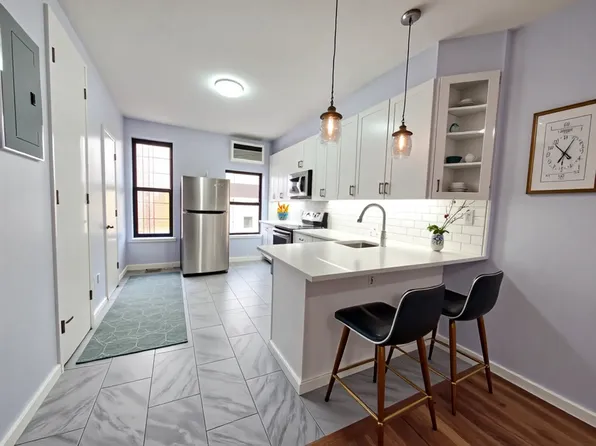 6014 4th Avenue image 4 of 22