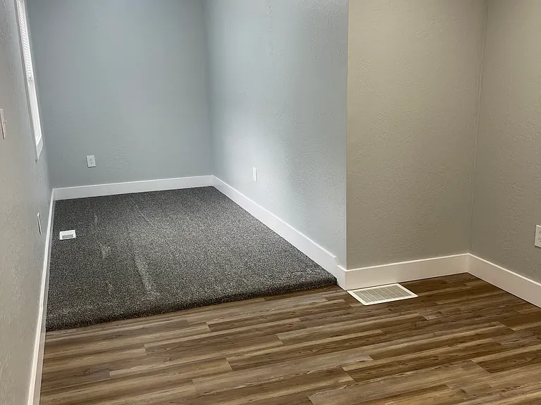1008 McCarty Ave — Photo 12