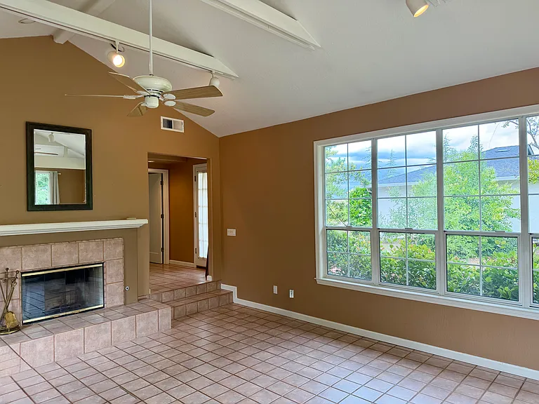 14971 Quito Rd #B — Photo 4