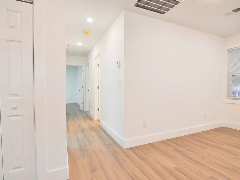 7426 Claudia Dr — Photo 4