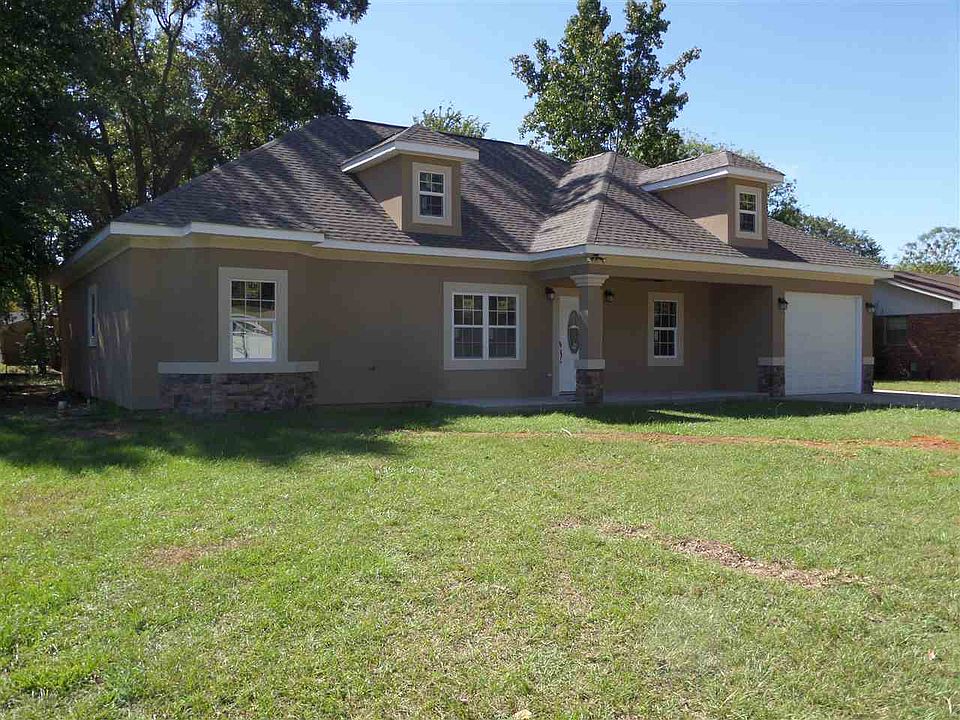 1st image of 105 Galahad Dr