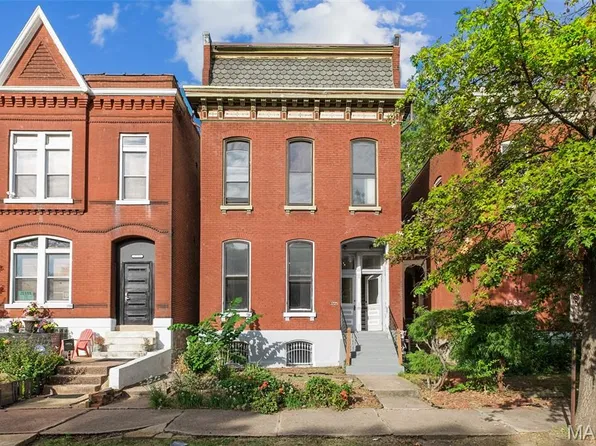 1725 Oregon Pl, Saint Louis, MO 63104