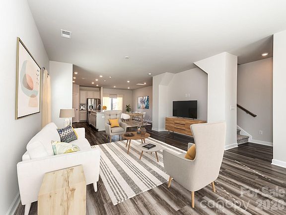 3rd image of 351 Golden Maple Ct