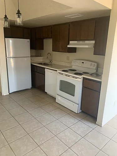 567 W 20th Ave #2 Photo 1