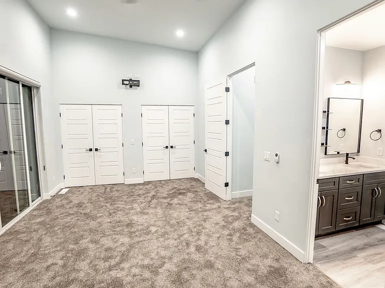 1739 W Canyon View Dr — Photo 9