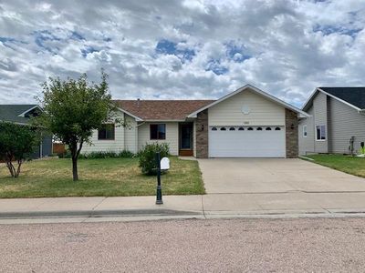 1365 Edinborough Dr, Rapid City, SD, 57702