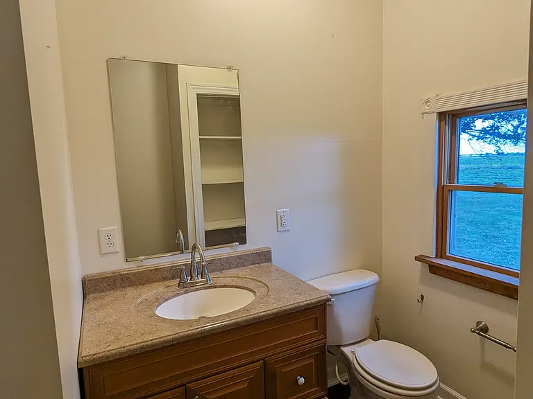 1640 W 650 N — Photo 12