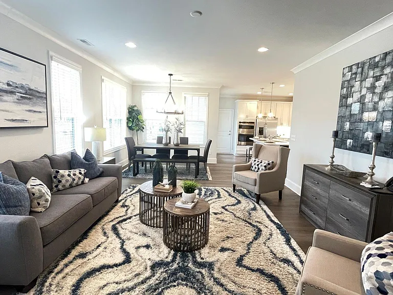 10018 Tuckers Walk Ct NW — Photo 4