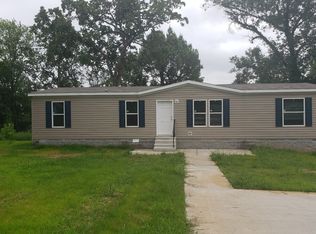 215 Illinois Ave, Oak Grove, KY 42262