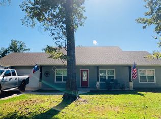 314 E Linn St, Huntington, TX 75949