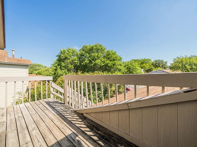 5807 Spring Meadow Rd #B — Photo 3