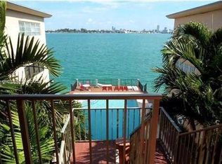 7945 East Dr APT 306, North Bay Village, FL 33141