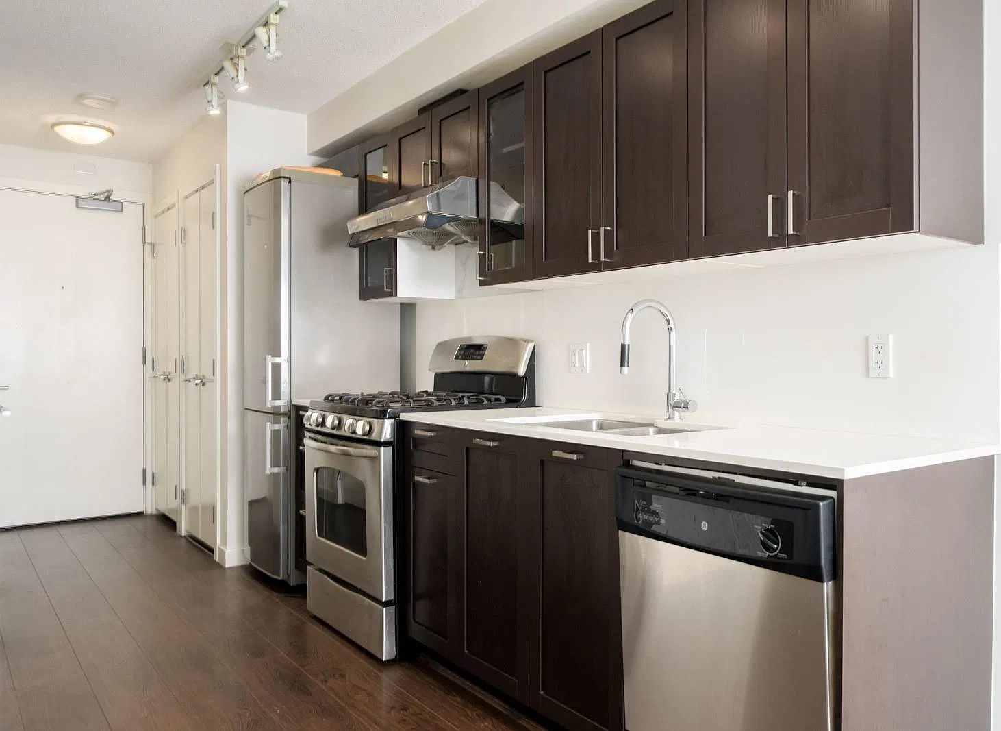 1 bed, 443 sqft, $1,850 — Photo 2