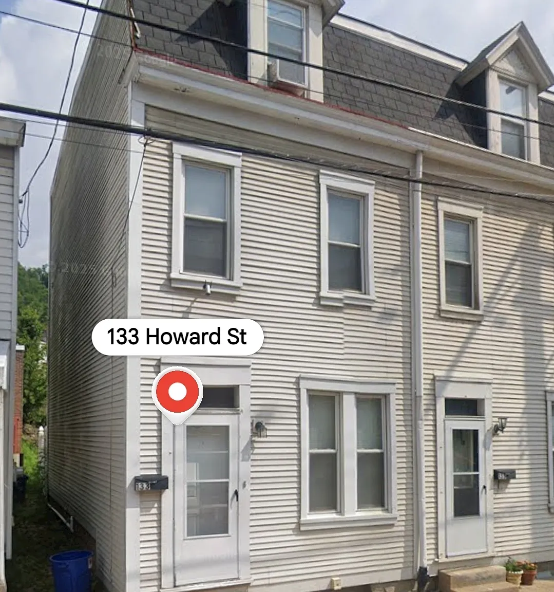 3 bed, 1075 sqft, $1,900 — Photo 1