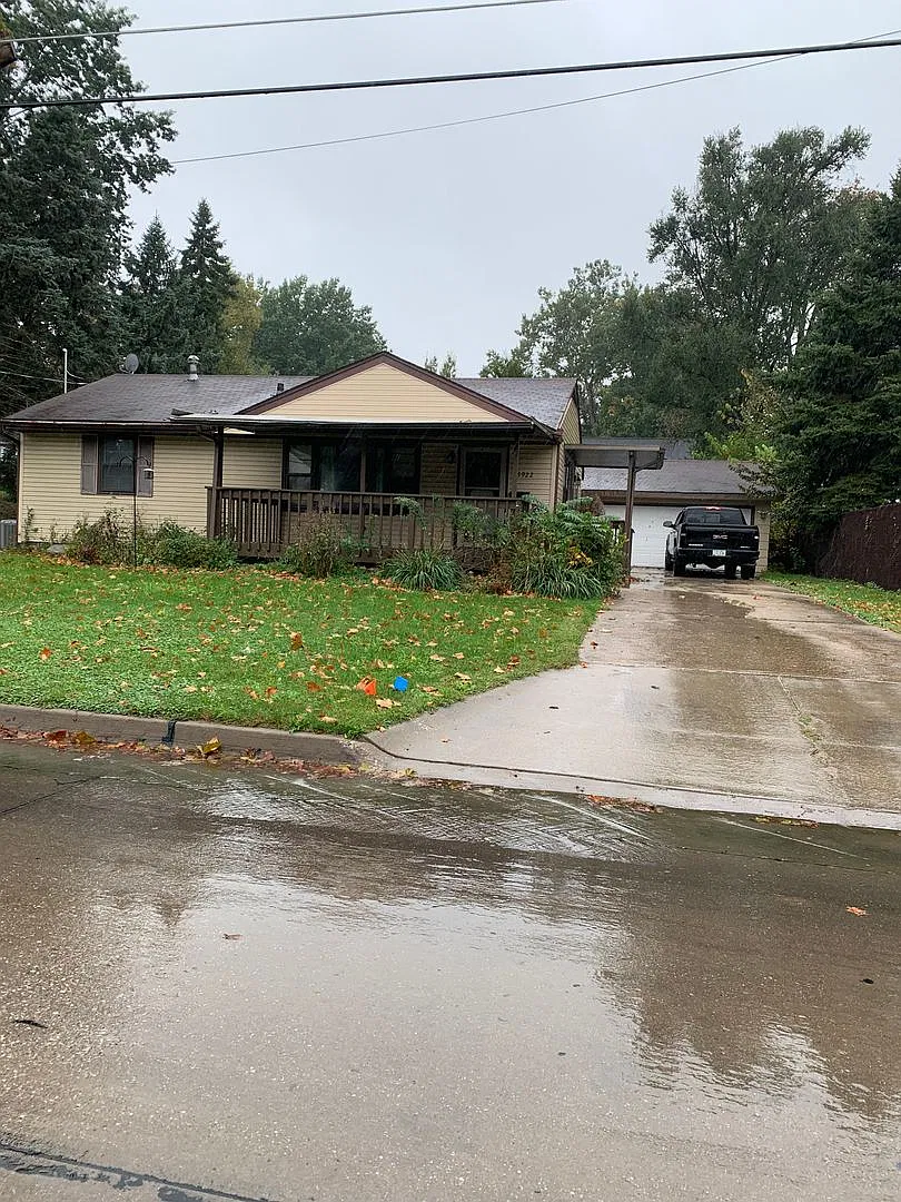 2 bedroom bungalow for rent — Photo 1