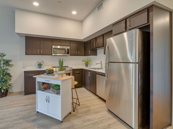 1640 E Plaza Blvd #122