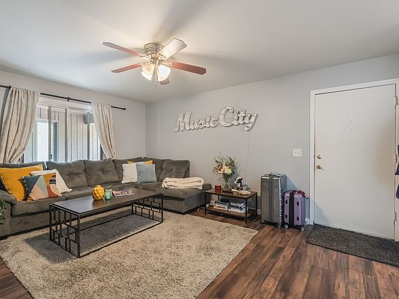 4th image of 3901 Whitland Ave APT 28
