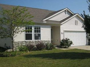 1832 Elkton Dr, Monroe, MI 48162