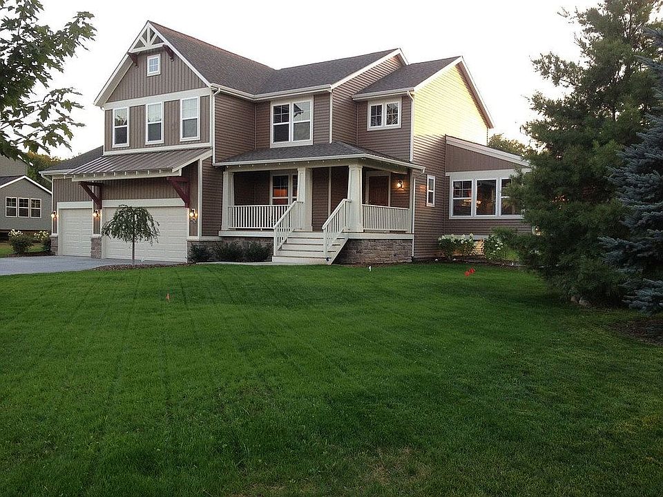 1st image of 7247 Silver Meadow Dr NE
