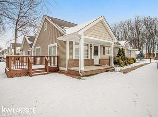 31813 Tall Pnes, Roseville, MI 48066