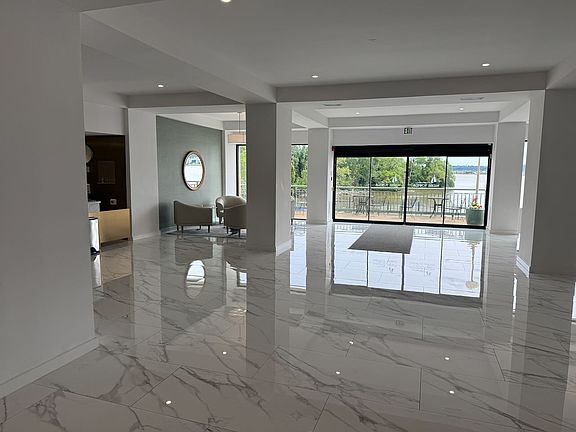 New building lobby
