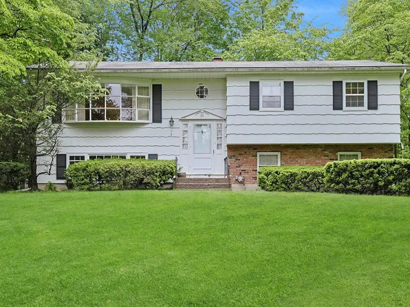 13 Old Brick Road, New City, NY 10956