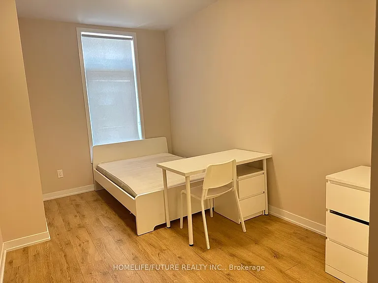 1760 Simcoe St N #65 — Photo 2