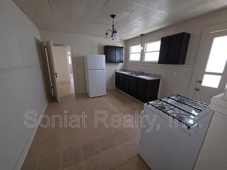 3108 Cleveland Ave — Photo 4