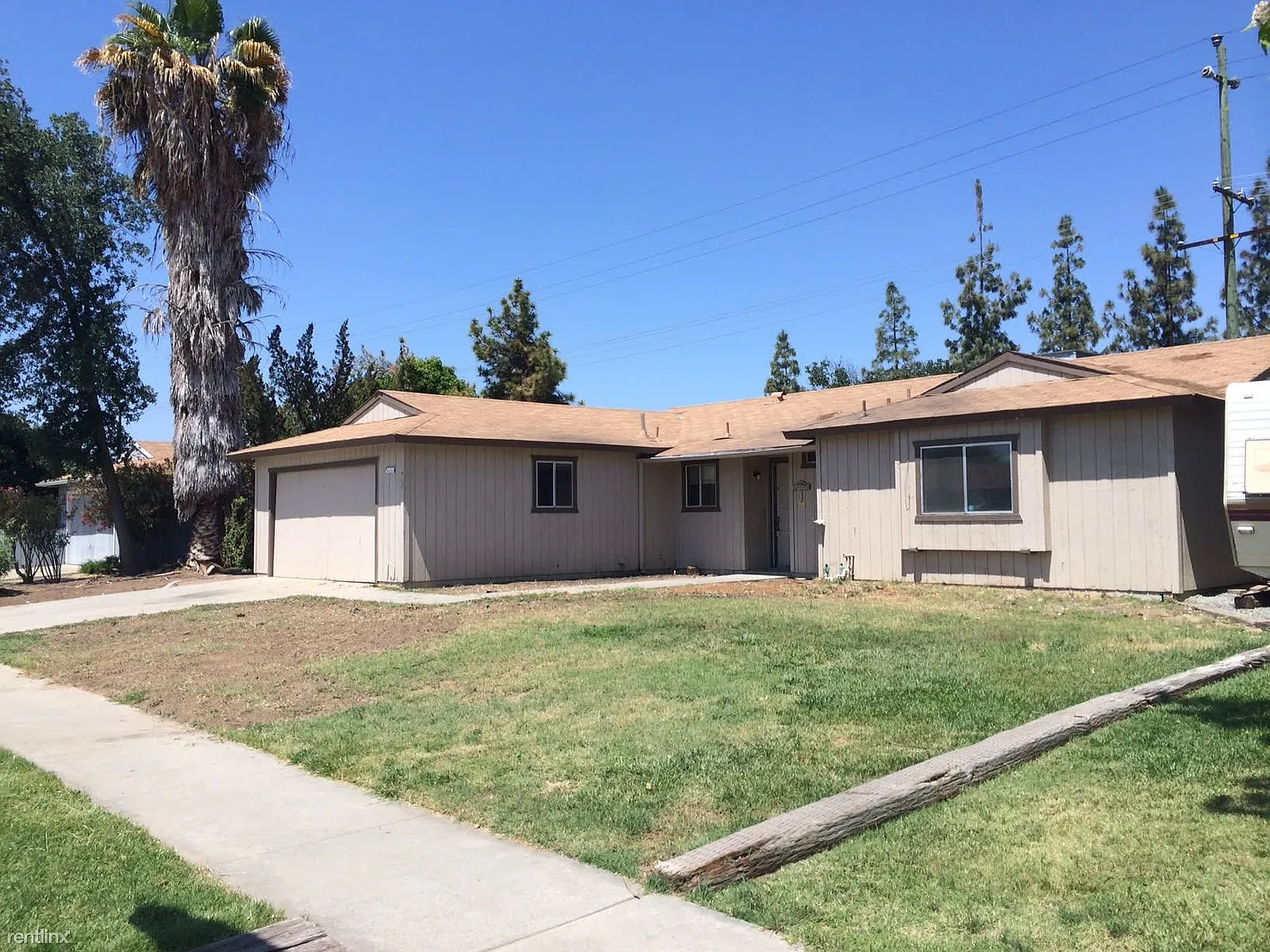 1526 Lark St photo 1