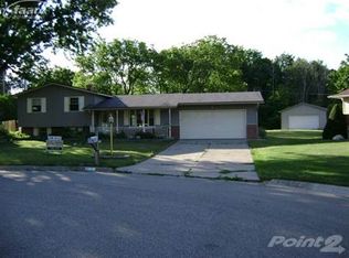 8096 Derrymore Ct, Davison, MI 48423