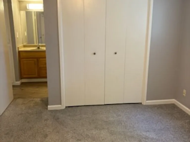 3100 Jersey Way — Photo 6