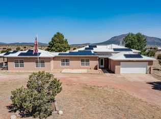 3 Bandolero Rd, Edgewood, NM 87015