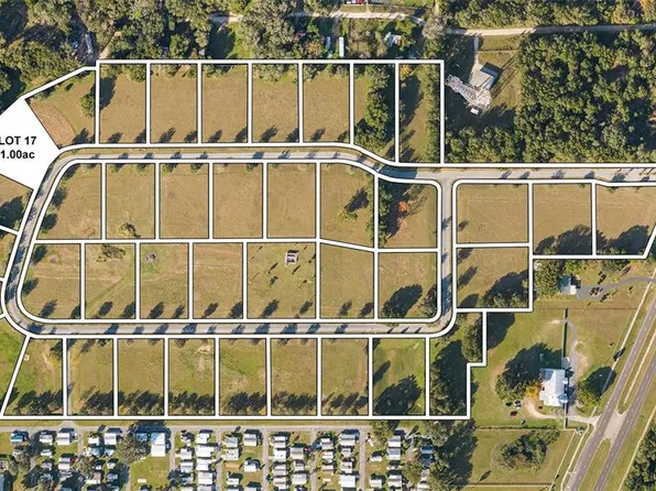 17 Hidden View Cir, Dade City, FL 33523