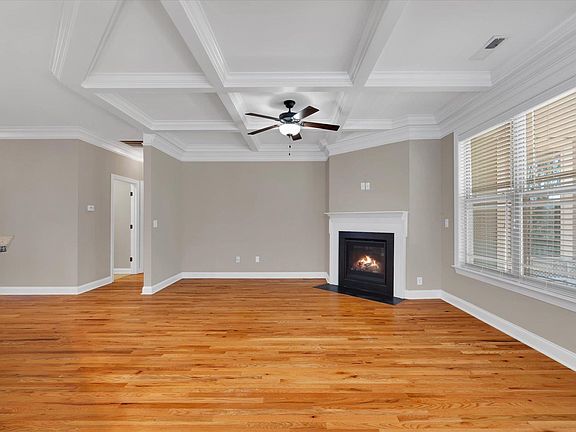 2nd image of 223 Henrydale Dr