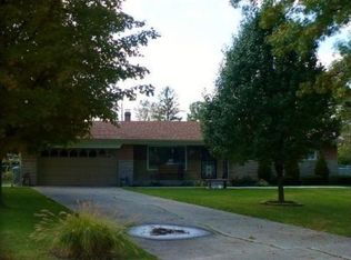 9109 Linda Cir, Indianapolis, IN 46239