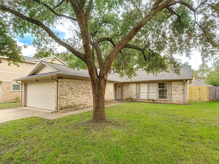 950 Grand Junction Dr — Photo 32