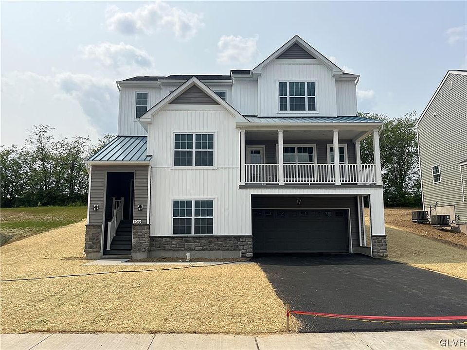 1st image of 5060 Bellflower Dr #6