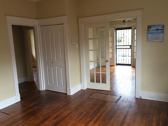 Dining Room to living room