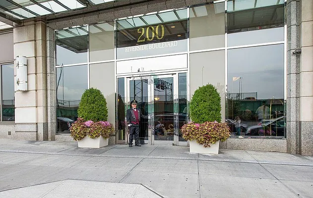 Rented by Keller Williams NYC | media 20