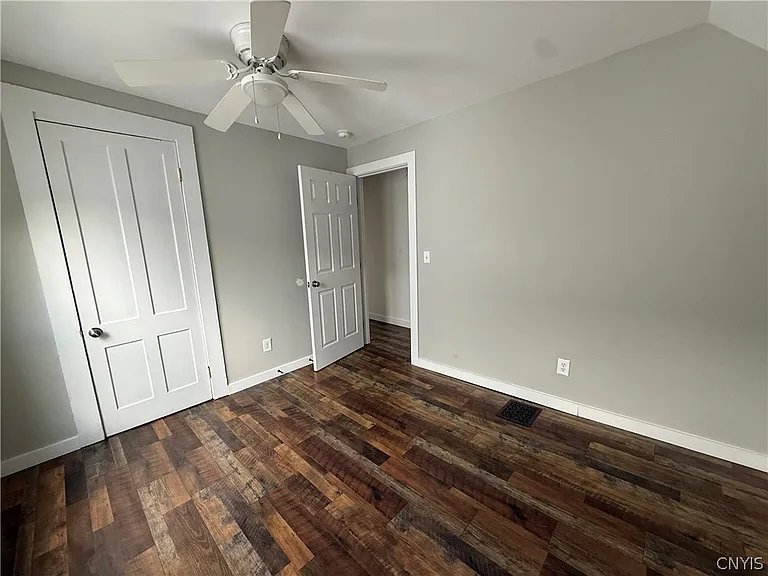610 N McBride St — Photo 18