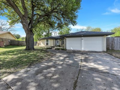 1800 W Queens Ct, Arlington, TX, 76014