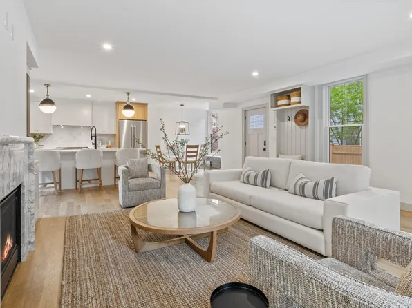 18 Fairmont St #18, Cambridge, MA 02139