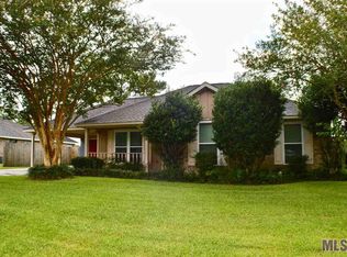 18265 Autumn Run Dr, Prairieville, LA 70769